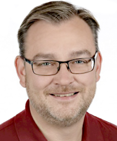 dr-mirco-jogschies-zahnarzt-4-390x478